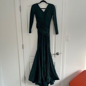 Elegant Green Evening Gown prom